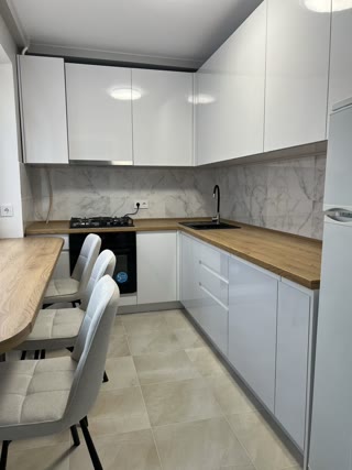 Sale of a 3-room apartment near Syrets Park
