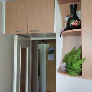 Продам недорого акуратну 3-х кімнатну квартиру в районі Павлове Поле
