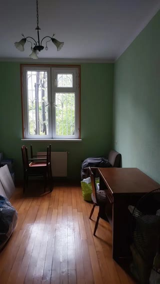 იყიდება 3 ოთახიანი ბინა საბურთალოზე