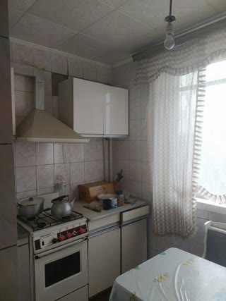 продам 2х кімнатну квартиру в
