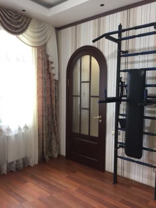 Продам будинок, рн нового цирку