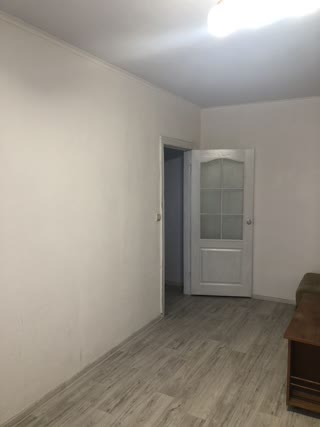 Продам 1-комнатну квартиру, проспект Людвига Свободи, ст. м. "Алексеевська"