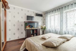 Продається 2к квартира проспект Науки