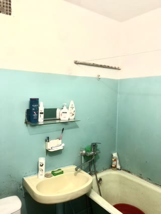 Продам 1 комнатную 36 м2. Ул. Светлая