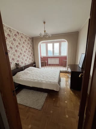 Продам 4х кімнатну квартиру м. Бот Сад, Наукова, Павлове Поле