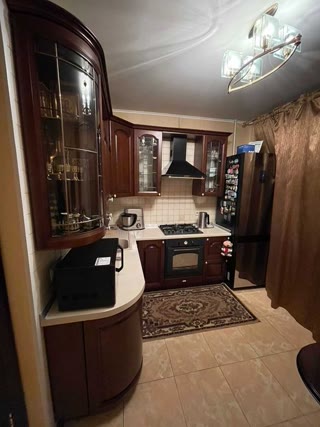 Продам 3 кімнатну квартиру