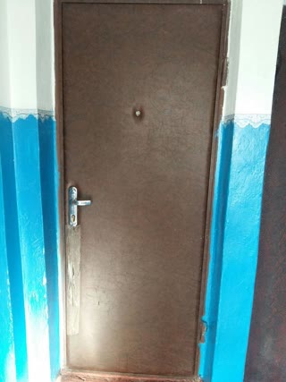 продам 3хкомнатну квартиру в валках