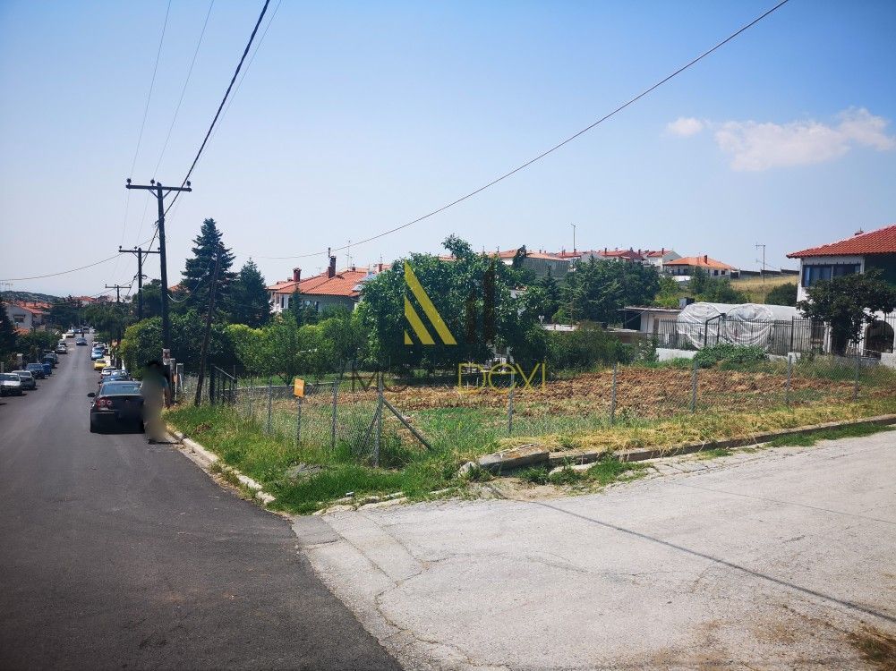 685 m² Plot