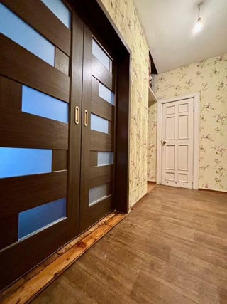 Продаж 2к квартири, Дніпровський район, пр-т Леоніда Каденюка
