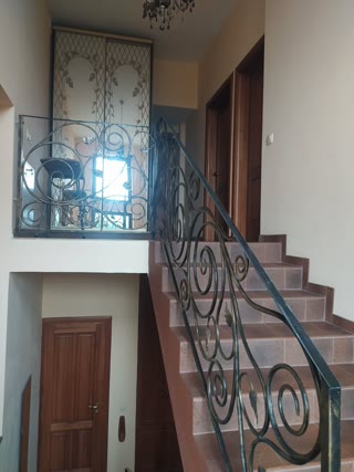 Пропонується до продажу просторий цегляний будинок у Львові на вул. Білогорська