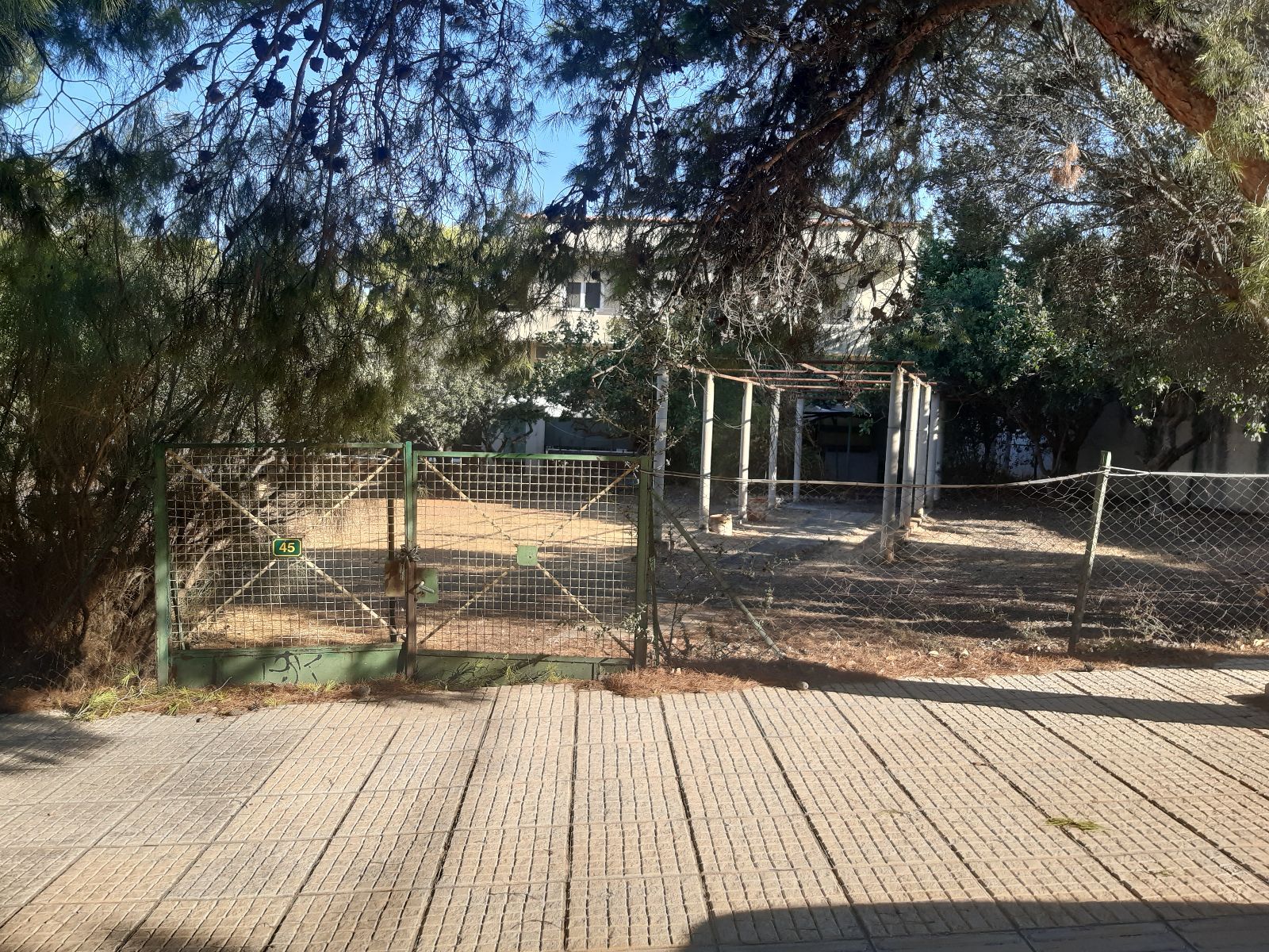 Οικόπεδο 718 τ.μ.