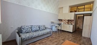 Продам двоповерхневу квартиру-студію Салтівка, 520мкр-н