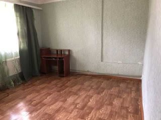 For sale 3-room apartment in the center