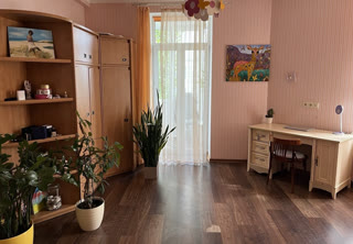 Продається 3-кімнатна квартира, вул. Сирецька, Куренівка, Подільський