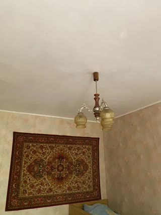 Продам недорого 1-кімнатну квартиру, ст. м. “Перемога”, Олексіївка (Алексеевка), проспект Перемоги