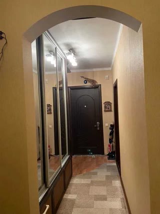 Продаж 2 кімнатної квартири на Милославській, Троєщина