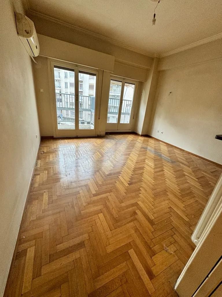 Квартира 93 м²