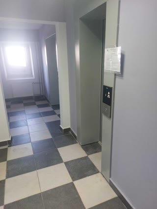 Продаж 1-кімнатної квартири на Троєщені з панорамним видом на Київське море