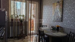 იყიდება 2 ოთახიანი ბინა ისანში