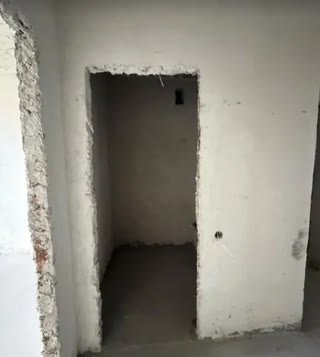 Продаж 2-кімнатної квартири по вул. Антонича