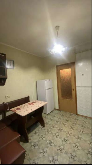 Продам 1 к.кв. на Байрона, Нові Дома