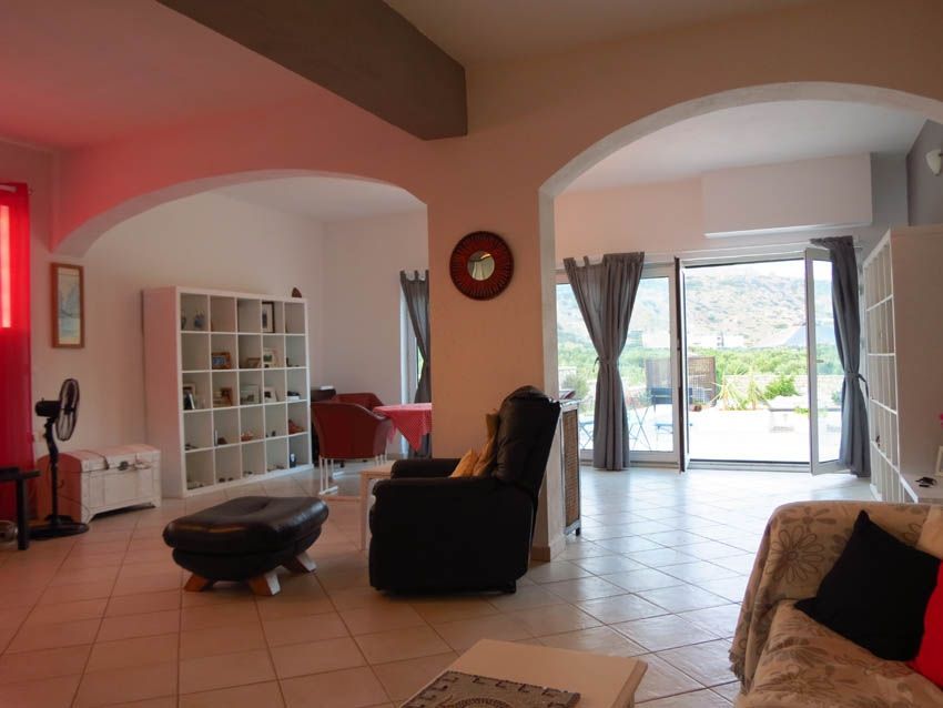 Bungalow 198 τ.μ.