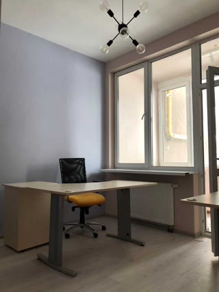 Продам 1к квартиру 45 кв.м. ЖК Варшавський