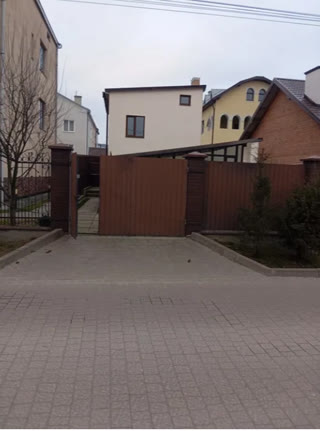 Продаж будинку у Винниках