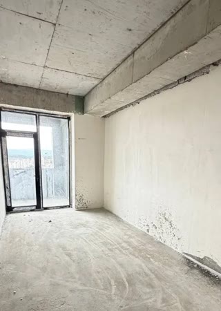 For sale an apartment in Vake.