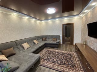 Продаж 3-кімнатної квартири біля метро Позняки та Осокорки