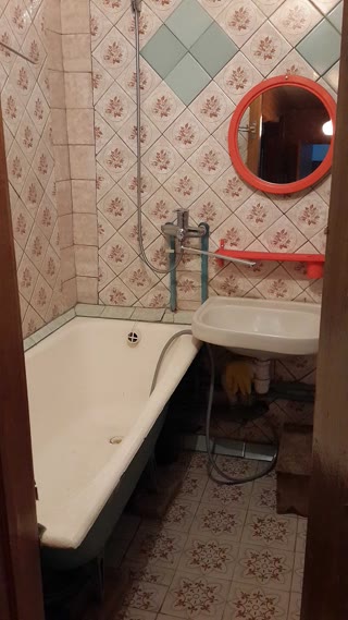 Продам 2х кімнатну квартиру