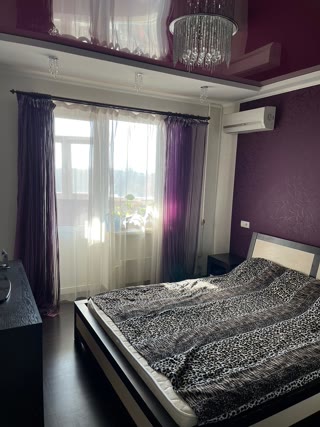 Продам трикімнатну квартиру Нові Будинки