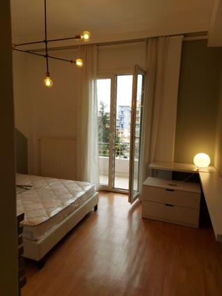 90 m² Apartment
