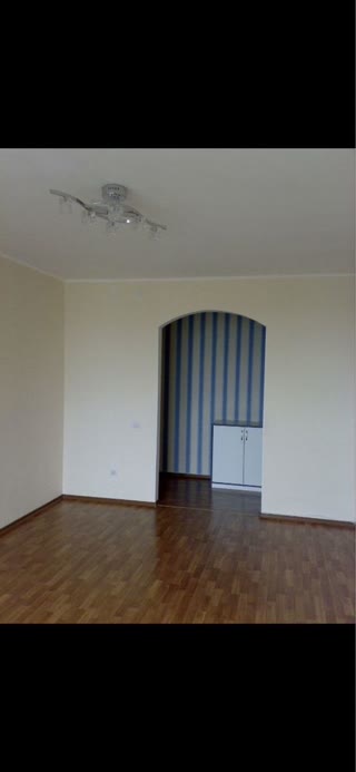 Продаж 3-кімнатної квартири біля метро Академмістечко