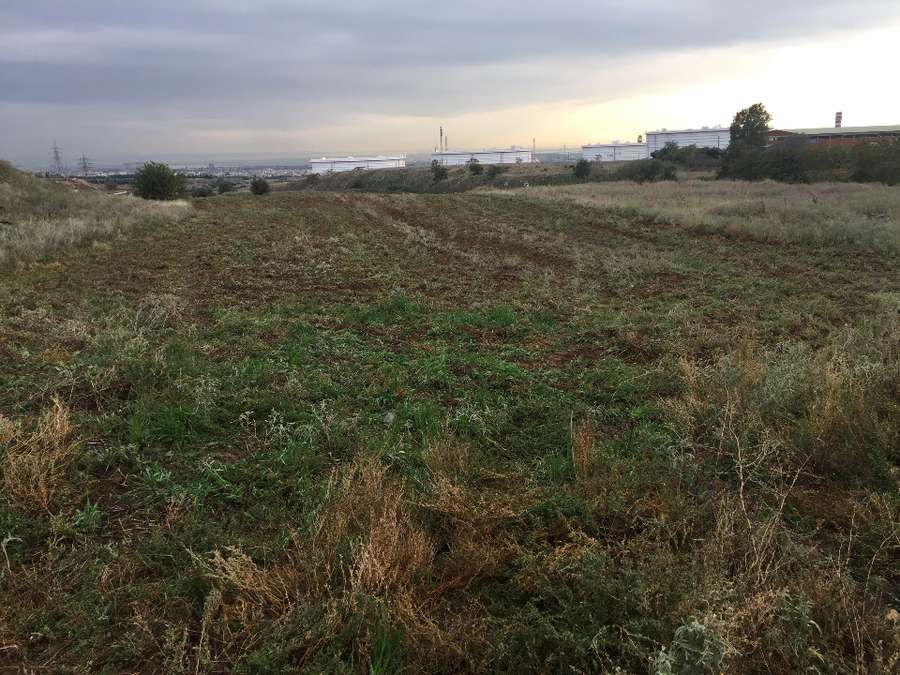 Участок 10500 м²