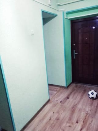 Сучасна затишна 2к квартира(гараж, погріб, город, палісадник)