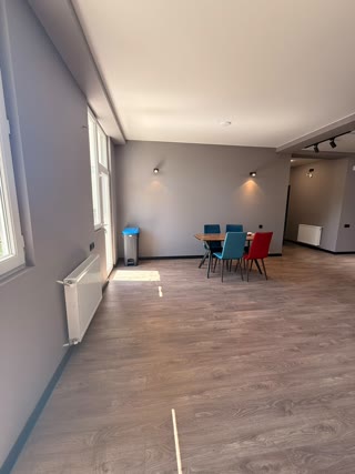 🏢 სრულად გარემონტებული 212 კვ.მ კომერციული/საოფისე სივრცე 2-ე სართულზე
