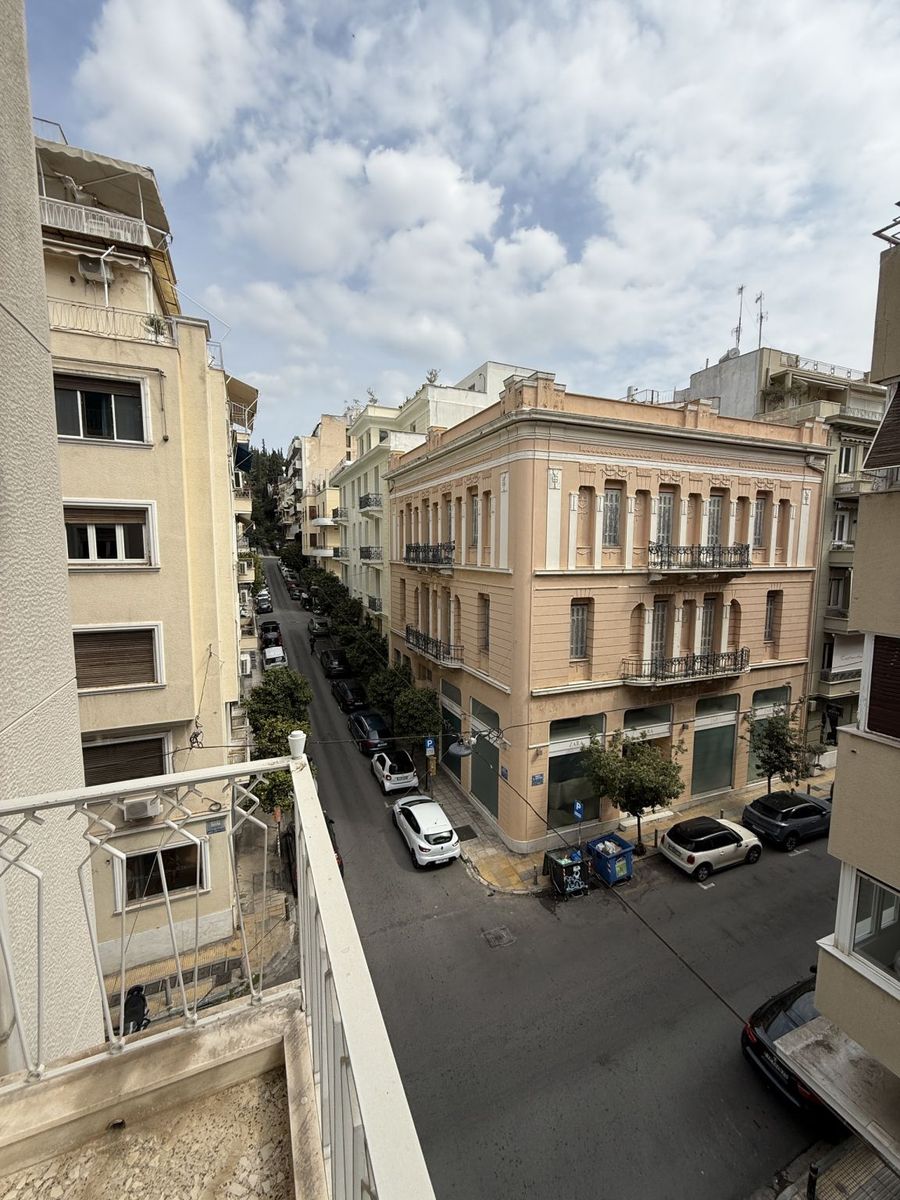 Квартира 102 м²