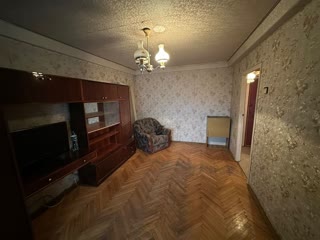Продаж 1-кімнатної квартири біля метро Чернігівська та Дарниця
