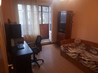 For Sale 3-room Apartment 68 sq m on Bibliika St.