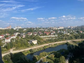 Продаж 1к ЖК Медовий Генератор на ліфт