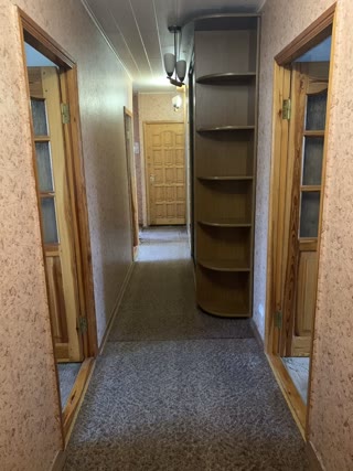 Продам квартиру 4 кімнатну Салтівка