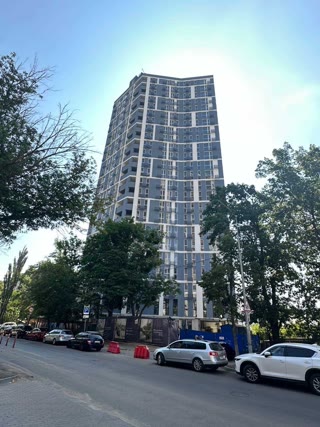Продаж квартири в ЖК “Вежа Ломоносова” біля метро Васильківська та Голосіївського парку
