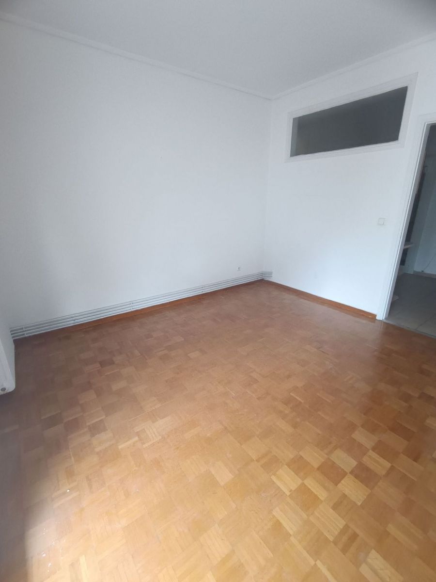 90 m² Apartment