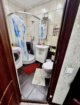 Продам 3х кімнатну квартиру на Основі, вул. Павла Тичини