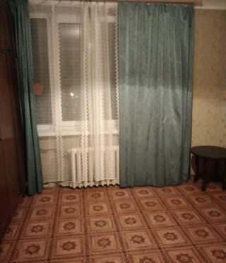 Продаж 2к квартири 52 кв. м на вул. Полтавський Шлях