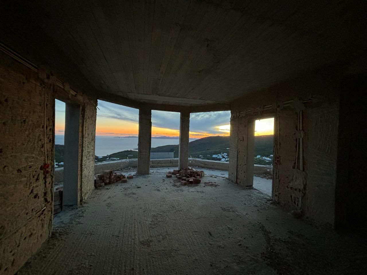 Отдельный дом, 280 м²
