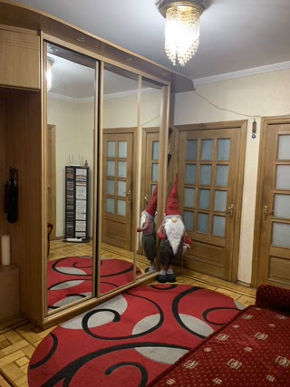 Продаж 3-кімнатної квартири, метро Вирлиця, Дарницький р-н