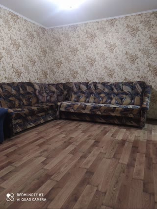 Продаж будінку на п-кт Металургів
