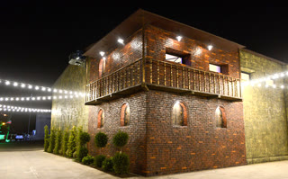 • Продается гостинично-ресторанный комплекс на трассе аэропорта / Продается отель с рестораном на аэропортовском шоссе)